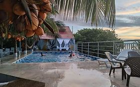 Hotel Paicos Beach