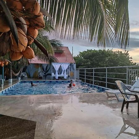 Hotel Paicos Beach Cartagena Exterior photo