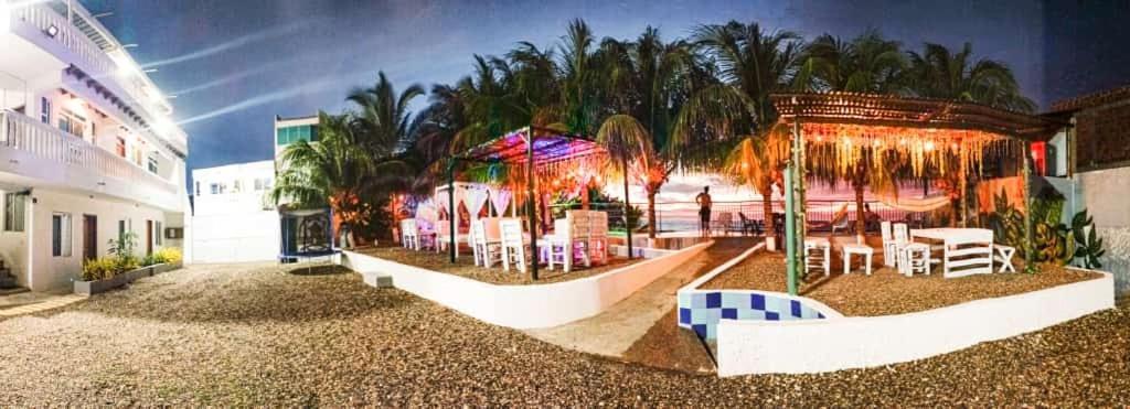 Hotel Paicos Beach Cartagena Exterior photo